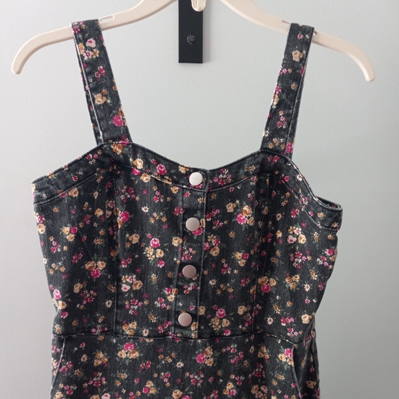 Cute Denim Patterned Dress - Picture 2 of 5